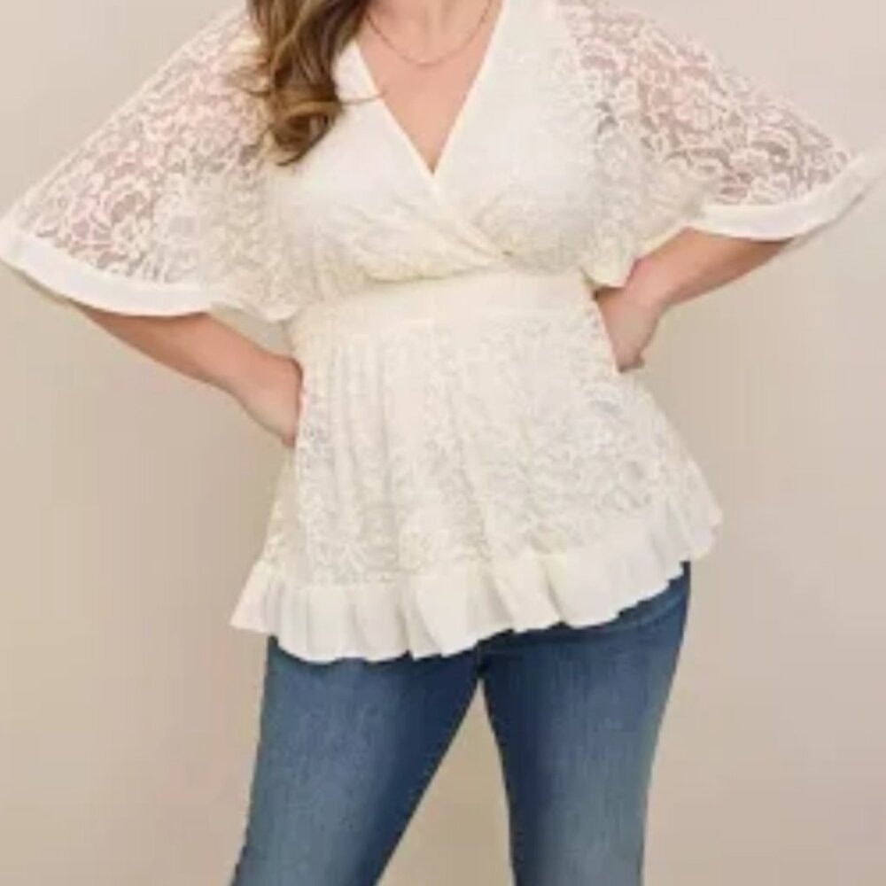 Torrid lace blouse